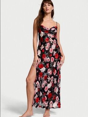 Victoria’s Secret Atelier Noir Sheer Floral Satin Plunge Gown NWT L